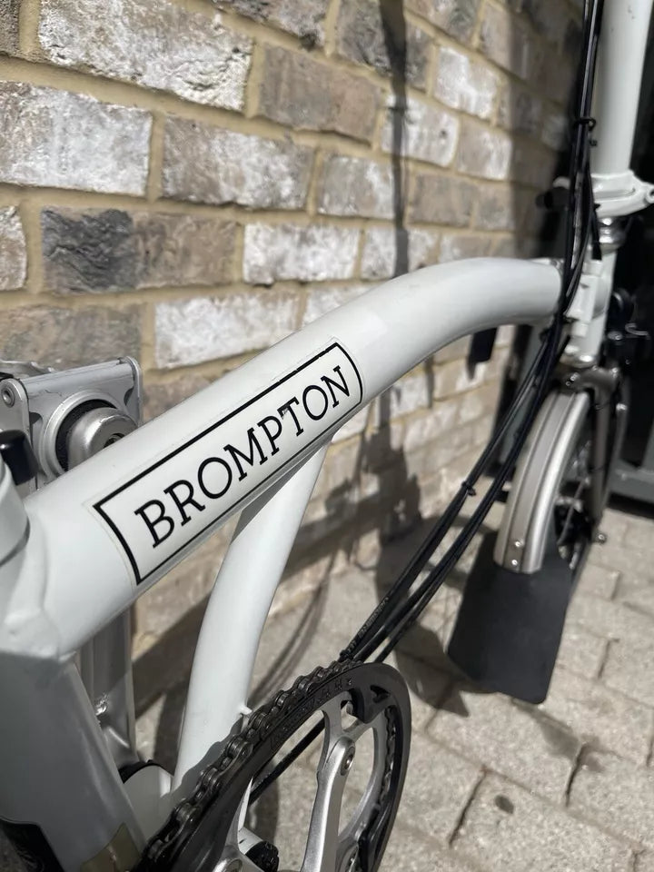 Brompton Papyrus White M6L-X Superlight Titanium with Dynamo Lights